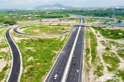 C&aacute;c dự &aacute;n giao th&ocirc;ng kết nối tăng tốc tiến độ c&ugrave;ng S&acirc;n bay Long Th&agrave;nh