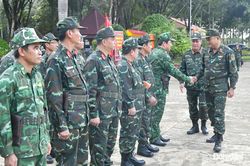 Trung tướng L&ecirc; Xu&acirc;n Thế thăm, kiểm tra động vi&ecirc;n c&aacute;n bộ, chiến sĩ tại Đồng Nai