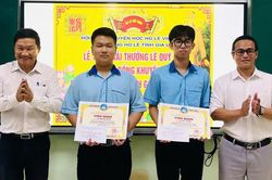 Hội đồng họ L&ecirc; tỉnh Gia Lai trao học bổng khuyến học, khuyến t&agrave;i