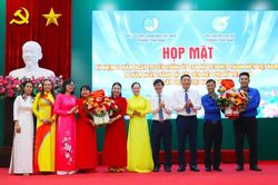 Phường Phan Rang họp mặt kỷ niệm Ng&agrave;y truyền thống Hội Li&ecirc;n hiệp Thanh ni&ecirc;n Việt Nam v&agrave; Ng&agrave;y Phụ nữ Việt Nam