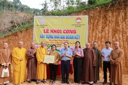 Ph&acirc;n ban Ph&acirc;n tử D&acirc;n tộc Trung ương l&agrave;m Lễ khởi c&ocirc;ng x&acirc;y dựng nh&agrave; Đại đo&agrave;n kết tại x&atilde; Bảo Thắng (L&agrave;o Cai)