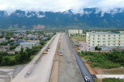 Diện mạo tuyến đường 'xương sống' tại khu kinh tế Vũng Áng