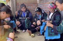 L&agrave;o Cai: Ph&aacute;t triển hạ tầng thiết yếu, chăm lo đời sống v&ugrave;ng d&acirc;n tộc thiểu số