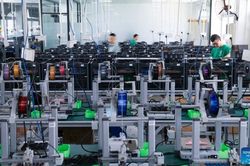 Kinh tế Trung Quốc tăng trưởng khởi sắc trong 3 qu&yacute; đầu năm 2026