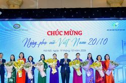 Tạo chuyển biến thực chất trong năng lực l&agrave;m chủ kinh tế của phụ nữ
