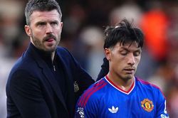 Manchester United lại nhận tin dữ, hàng thủ khủng hoảng trước trận gặp Como