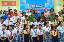 Xã Tân Nhựt, TPHCM: Đưa kiến thức phòng, chống ma túy đến từng sân trường