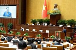 Dự thảo Luật Đấu gi&aacute; t&agrave;i sản (sửa đổi):  Xem x&eacute;t n&acirc;ng mức đặt cọc đến 50%, cấm tham gia đấu gi&aacute; quyền sử dụng đất ở nếu 'bỏ cọc'