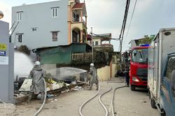 C&ocirc;ng an H&agrave; Nội th&ocirc;ng tin vụ r&ograve; rỉ kh&iacute; Clo l&agrave;m 40 người nhiễm độc kh&iacute;
