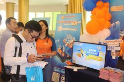 H&agrave; Nội th&iacute; điểm m&ocirc; h&igrave;nh ti&ecirc;u d&ugrave;ng số v&agrave; bảo trợ thương mại điện tử