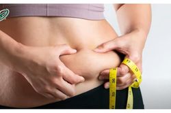 4 th&oacute;i quen gi&uacute;p giảm mỡ nội tạng ở tuổi 40