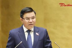 Tr&igrave;nh Quốc hội 1 luật sửa 4 luật trong lĩnh vực c&ocirc;ng thương để th&aacute;o gỡ điểm nghẽn, ph&aacute;t triển kinh tế số