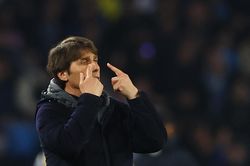 MU c&oacute; nguy cơ mất Conte v&agrave;o tay Juventus