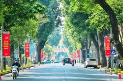 Thời tiết ng&agrave;y 20/10: Bắc Bộ ng&agrave;y nắng, Nam Bộ mưa lớn cục bộ v&agrave;o chiều tối