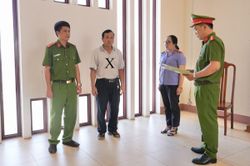 Khởi tố đối tượng sản xuất c&agrave;-ph&ecirc; giả