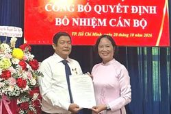 &Ocirc;ng Huỳnh Tấn Đạt l&agrave;m Gi&aacute;m đốc Trung t&acirc;m Tư vấn ph&aacute;p luật Hội Luật gia TPHCM