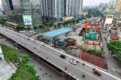 CSGT H&agrave; Nội t&igrave;m giải ph&aacute;p xử l&yacute; c&aacute;c điểm nghẽn giao th&ocirc;ng
