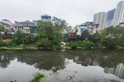 Bộ Ch&iacute;nh trị y&ecirc;u cầu xử l&yacute; dứt điểm c&aacute;c khu vực &ocirc; nhiễm nghi&ecirc;m trọng