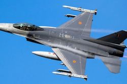 V&igrave; sao ti&ecirc;m k&iacute;ch F-16 Ukraine th&agrave;nh 'm&aacute;y h&uacute;t bụi' trước UAV Geran phản lực Nga?