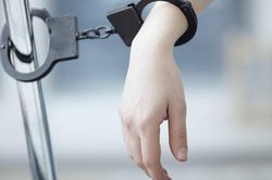 Nữ gi&aacute;m đốc h&atilde;ng phim tư nh&acirc;n ở H&agrave; Nội bị c&aacute;o buộc lừa đảo, chiếm đoạt tiền tỷ