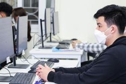 Bộ GD-ĐT cho ph&eacute;p c&aacute;c trường THCS v&agrave; THPT kiểm tra định kỳ tr&ecirc;n m&aacute;y t&iacute;nh