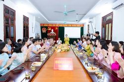 Trao đổi kinh nghiệm 'Phụ nữ ng&agrave;nh Kiểm s&aacute;t giỏi việc nước, đảm việc nh&agrave;'