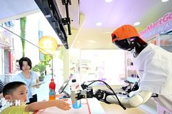 Trung Quốc chọn 136 dự &aacute;n tạo động lực tăng trưởng mới