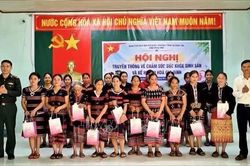 Nhiều hoạt động thiết thực hướng về phụ nữ v&ugrave;ng bi&ecirc;n