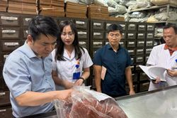Bộ Y tế y&ecirc;u cầu xử l&yacute; nghi&ecirc;m h&agrave;ng giả, gian lận thương mại trong lĩnh vực y tế