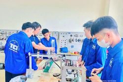 Trường nghề sau s&aacute;p nhập: Ổn định hoạt động, bảo đảm quyền lợi người học