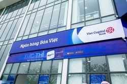 Lãnh đạo BVBank và người liên quan chi hàng trăm tỷ đồng thực hiện quyền mua cổ phiếu BVB