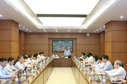 Siết chặt kiểm so&aacute;t đấu gi&aacute; t&agrave;i sản, ngăn chặn th&ocirc;ng đồng, đẩy gi&aacute;, thao t&uacute;ng v&agrave; trục lợi