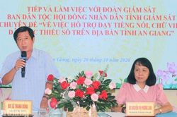 An Giang tổ chức 693 lớp dạy tiếng n&oacute;i, chữ viết d&acirc;n tộc thiểu số