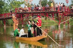 Đ&aacute;nh thức tiềm năng kinh tế từ mặt nước