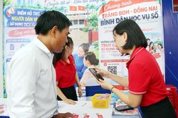 Hơn 17 ng&agrave;n học vi&ecirc;n th&agrave;nh phố Đồng Nai ho&agrave;n th&agrave;nh chương tr&igrave;nh học trực tuyến B&igrave;nh d&acirc;n học vụ số