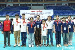 Những &lsquo;b&ocirc;ng hồng&rsquo; n&acirc;ng bước kỳ thủ trẻ Đồng Nai