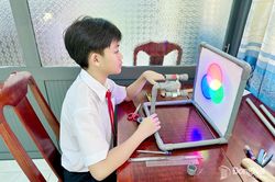 Mở thêm cơ hội sáng tạo cho học trò vùng xa