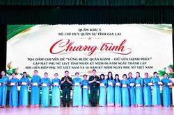 Phụ nữ lực lượng vũ trang Gia Lai &ldquo;Vững bước qu&acirc;n h&agrave;nh - Giữ lửa hạnh ph&uacute;c&rdquo;