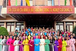 Phụ nữ L&acirc;m Đồng vươn m&igrave;nh trong thời đại mới