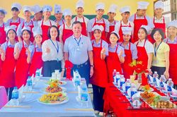 Học nghề gắn với việc l&agrave;m n&acirc;ng cao thu nhập
