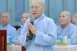Ni trưởng Th&iacute;ch nữ Như Thảo: Mong tiếp tục v&agrave; c&oacute; th&ecirc;m c&aacute;c kh&oacute;a bồi dưỡng quy củ thiền m&ocirc;n cho chư Ni trẻ