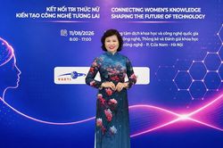 Phụ nữ trong kỷ nguyên AI: Không chỉ làm chủ mà phải dẫn dắt công nghệ