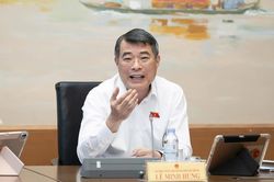 Ph&aacute;t triển điện phải bảo đảm h&agrave;i h&ograve;a lợi &iacute;ch giữa Nh&agrave; nước, người d&acirc;n v&agrave; nh&agrave; đầu tư