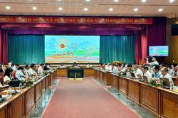 Gia Lai giao chỉ ti&ecirc;u ph&aacute;t triển kinh tế đến từng địa phương, ứng dụng AI đ&aacute;nh gi&aacute; c&aacute;n bộ