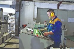 Tạo động lực tăng trưởng mới từ c&ocirc;ng nghệ v&agrave; chuyển đổi số