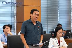 Đại biểu Quốc hội: 'Ng&agrave;nh điện phải t&iacute;nh gi&aacute; s&ograve;ng phẳng'