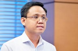 Đại biểu Quốc hội Nguyễn Thế Duy: Ho&agrave;n thiện cơ chế điện xanh để n&acirc;ng sức cạnh tranh của nền c&ocirc;ng nghiệp