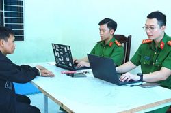 Lời khai 3 đối tượng đập vỡ k&iacute;nh nhiều &ocirc; t&ocirc; ở Nghệ An