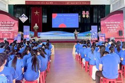 Trường Phổ th&ocirc;ng d&acirc;n tộc nội tr&uacute; tỉnh hưởng ứng Chiến dịch 'Kh&ocirc;ng một m&igrave;nh 2026 - Ph&ograve;ng, chống x&acirc;m hại trực tuyến'