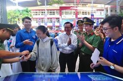 Nh&agrave; trường, C&ocirc;ng an v&agrave; cộng đồng c&ugrave;ng bước v&agrave;o kh&ocirc;ng gian số